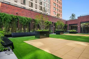 22-54 46th St, New York City, NY 11105 - Photo 19