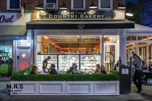 22-54 46th St, New York City, NY 11105 - Photo 37