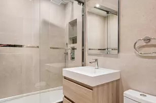 77 Fulton St, New York, NY 10038 - Photo 5