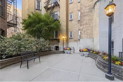 45-55 Pineapple Street #7C, New York City, NY 11201 - Photo 7