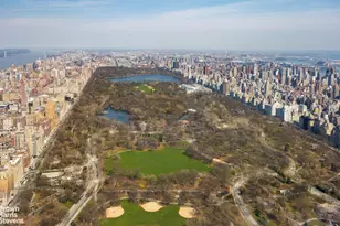 217 W 57th St, New York City, NY 10019 - Photo 23