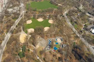 217 W 57th St, New York City, NY 10019 - Photo 21