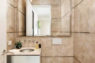 217 W 57th St, New York City, NY 10019 - Photo 19