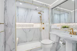 7 E 69th St, New York, NY 10021 - Photo 17