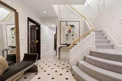 7 E 69th Street, New York City, NY 10021 - Photo 1