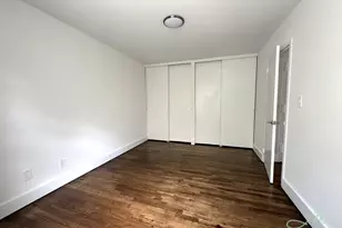 304 E 20th St, New York, NY 10003 - Photo 9