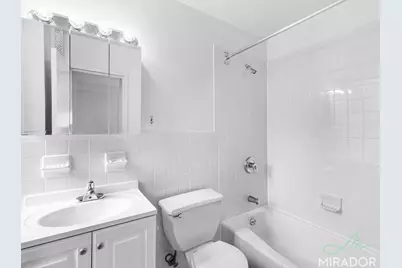 132 E 45th Street #10B, New York, NY 10017 - Photo 9