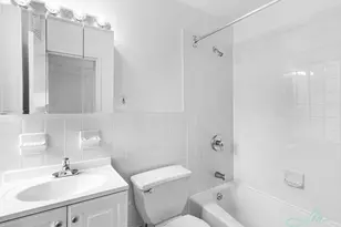 132 E 45th St, New York, NY 10017 - Photo 9