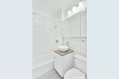 116 Thompson Street #3D, New York, NY 10012 - Photo 9
