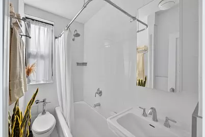 345 E 77th Street #4D, New York City, NY 10075 - Photo 3