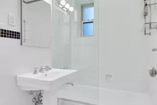 306 W 4th St, New York, NY 10014 - Photo 5