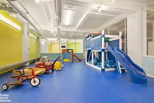 118 Riverside Dr, New York City, NY 10024 - Photo 19