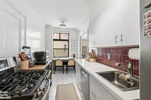 136 E 36th St, New York City, NY 10016 - Photo 3