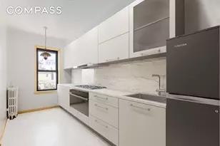 304 E 8th St, Brooklyn, NY 11218 - Photo 11