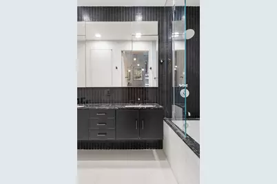 25 Broad Street # 4K, New York City, NY 10004 - Photo 9