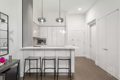 25 Broad Street # 4K, New York City, NY 10004 - Photo 3