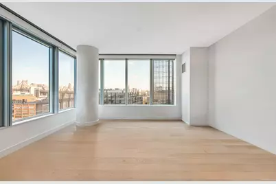 3 Court Square #902, Long Island City, NY 11101 - Photo 5