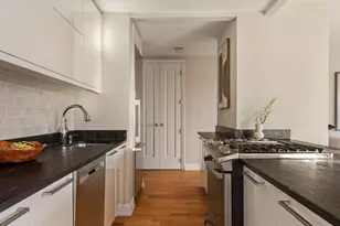1438 3rd Ave, New York City, NY 10028 - Photo 7