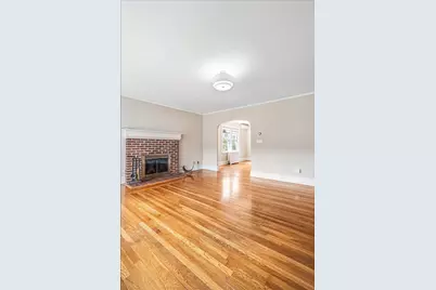 113-09 Union Turnpike, Forest Hills, NY 11375 - Photo 5