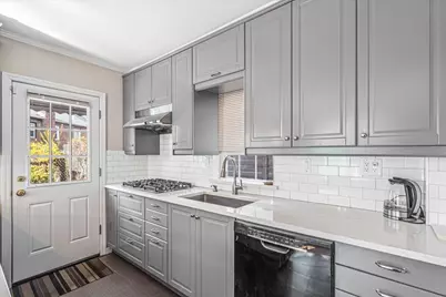 113-09 Union Turnpike, Forest Hills, NY 11375 - Photo 13