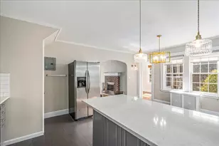 113-09 Union Tpke, New York City, NY 11375 - Photo 15