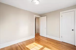 113-09 Union Tpke, New York City, NY 11375 - Photo 27