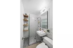 126 E 30th St, New York City, NY 10016 - Photo 5