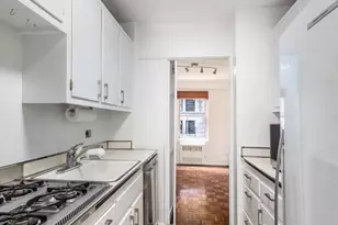 1199 Park Ave, New York City, NY 10128 - Photo 9