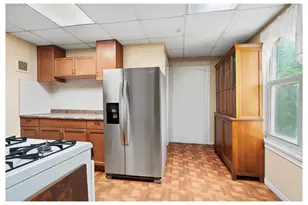 350-354 E 193rd St, New York City, NY 10458 - Photo 11