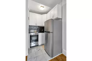 278 W 86th St, New York City, NY 10024 - Photo 5
