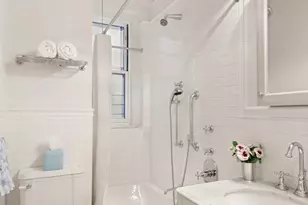 103 E 84th St, New York City, NY 10028 - Photo 7