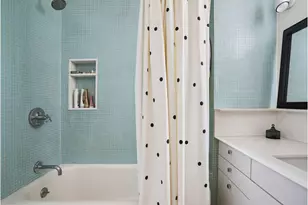 269 W 72nd St, New York City, NY 10023 - Photo 5