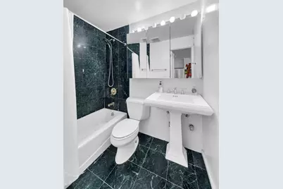 425 E 78th Street #5D, New York City, NY 10075 - Photo 5