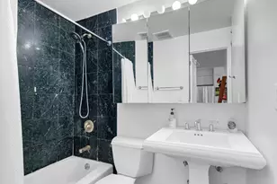 425 E 78th St, New York City, NY 10075 - Photo 5