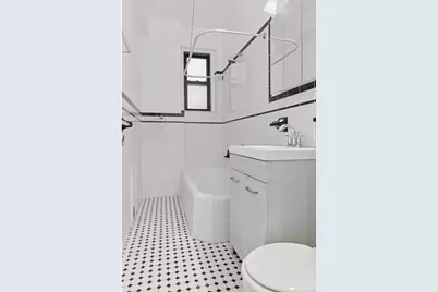 2515 Glenwood Road #1A, New York City, NY 11210 - Photo 5