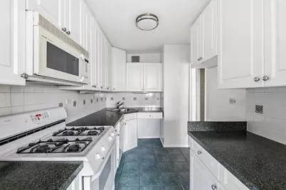 180 W End Avenue #5A, New York City, NY 10023 - Photo 5