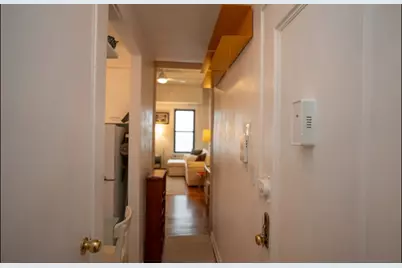 431 W 54th Street #5D, New York City, NY 10019 - Photo 7