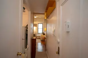 431 W 54th St, New York City, NY 10019 - Photo 7