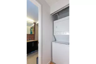 555 W 23rd St, New York City, NY 10011 - Photo 9