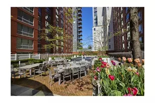 555 W 23rd St, New York City, NY 10011 - Photo 11