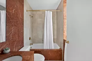 330 E 75th St, New York City, NY 10021 - Photo 11