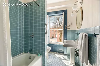 194 Berkeley Place, New York City, NY 11217 - Photo 15