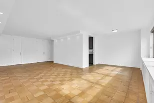 185 W End Ave, New York City, NY 10023 - Photo 3