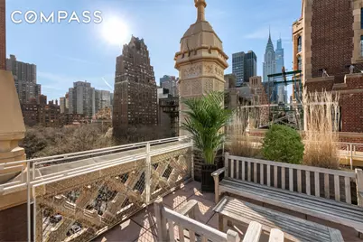 333 E 43rd Street #705, New York, NY 10017 - Photo 13