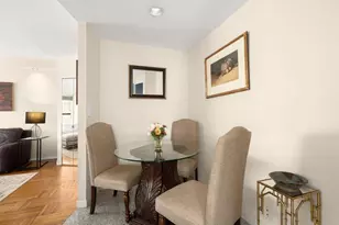 210 E 47th St, New York City, NY 10017 - Photo 7