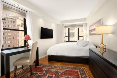 210 E 47th Street #9J, New York City, NY 10017 - Photo 9