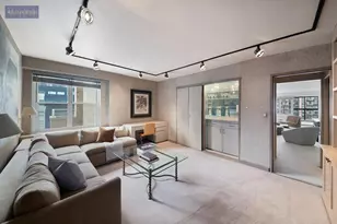 150 E 61st St, New York City, NY 10065 - Photo 13