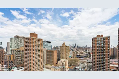 266 E Broadway #B1804, New York City, NY 10002 - Photo 9