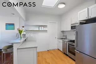 21 Monroe Pl, New York City, NY 11201 - Photo 3