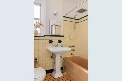 72-17 34th Avenue #APT1J, Jackson Heights, NY 11372 - Photo 9